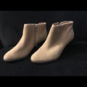 Vionic studded booties